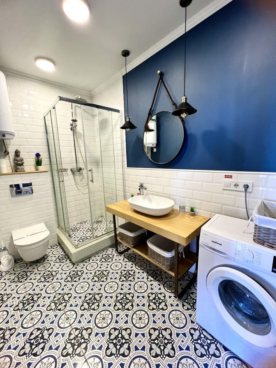 Shower, Toilet, washing machine