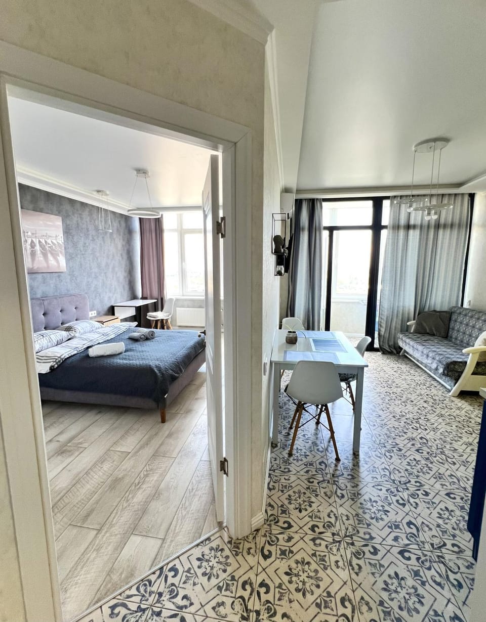 Bed, Living room, Seating area, Dining area, Bedroom