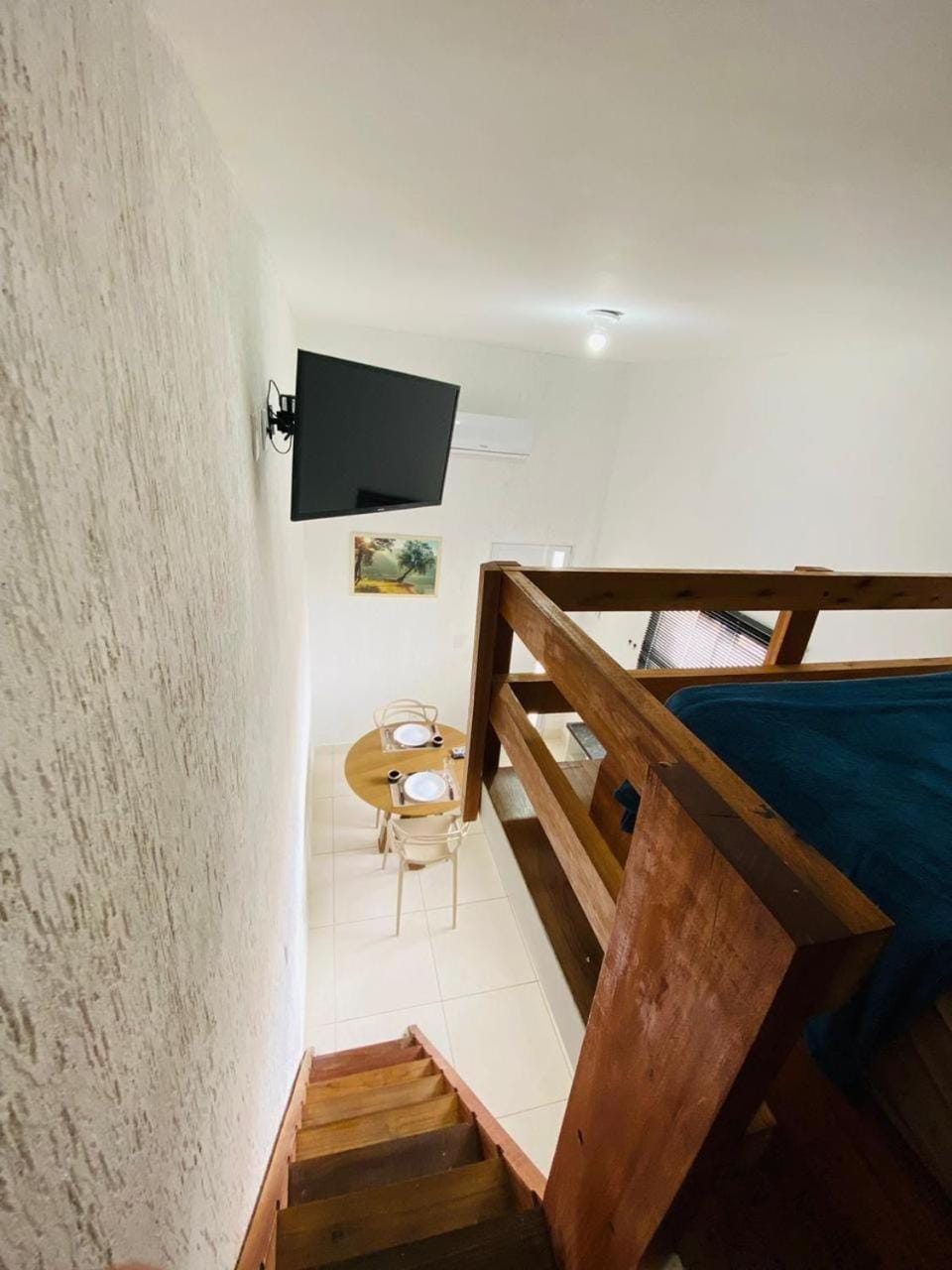 TV and multimedia, Photo of the whole room