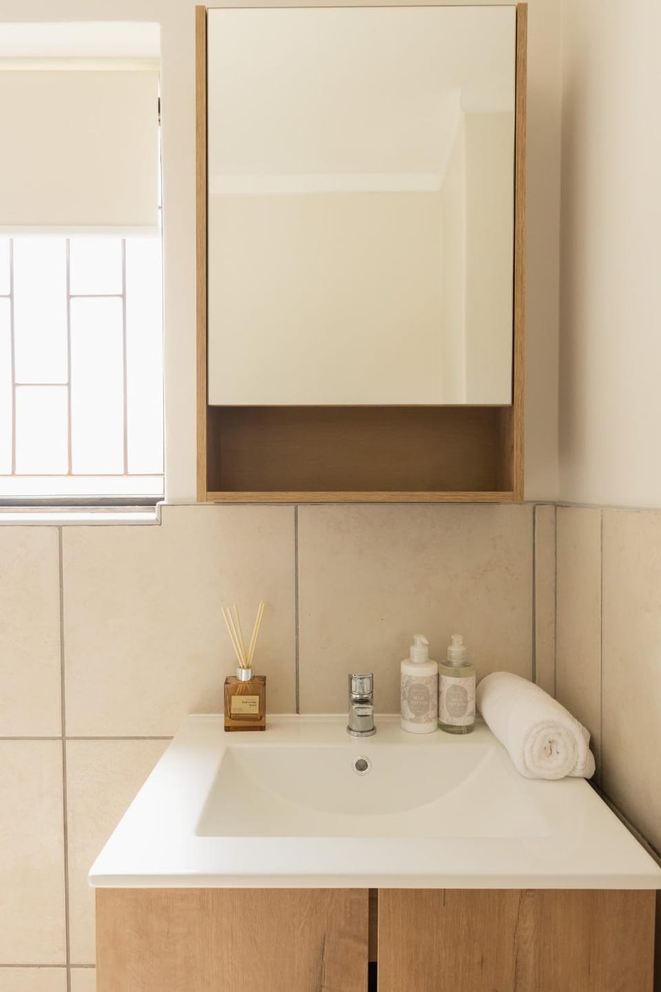 Bathroom, towels