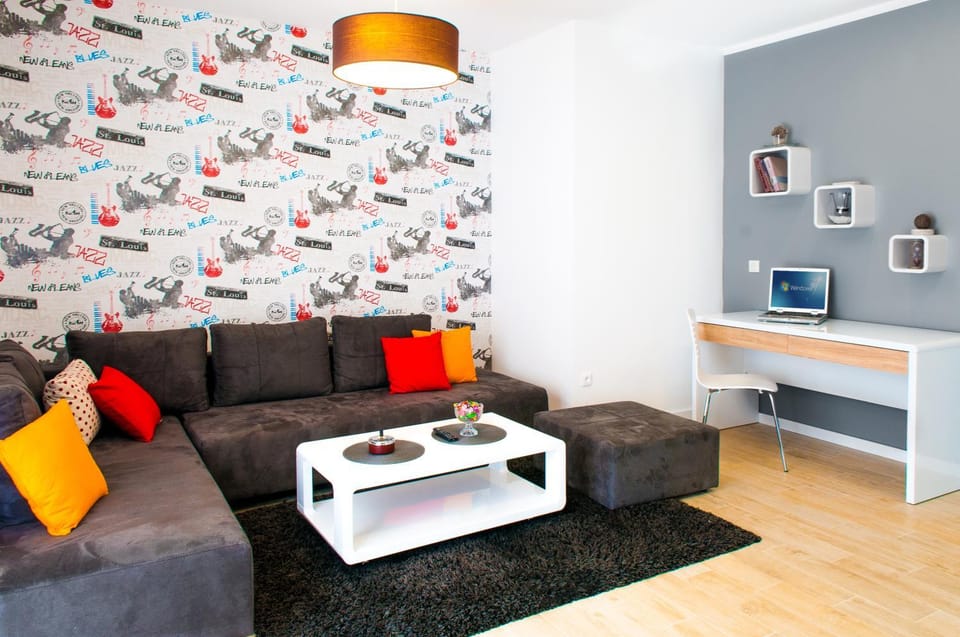 Living room, Seating area