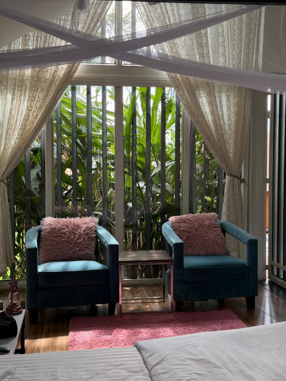 Seating area
