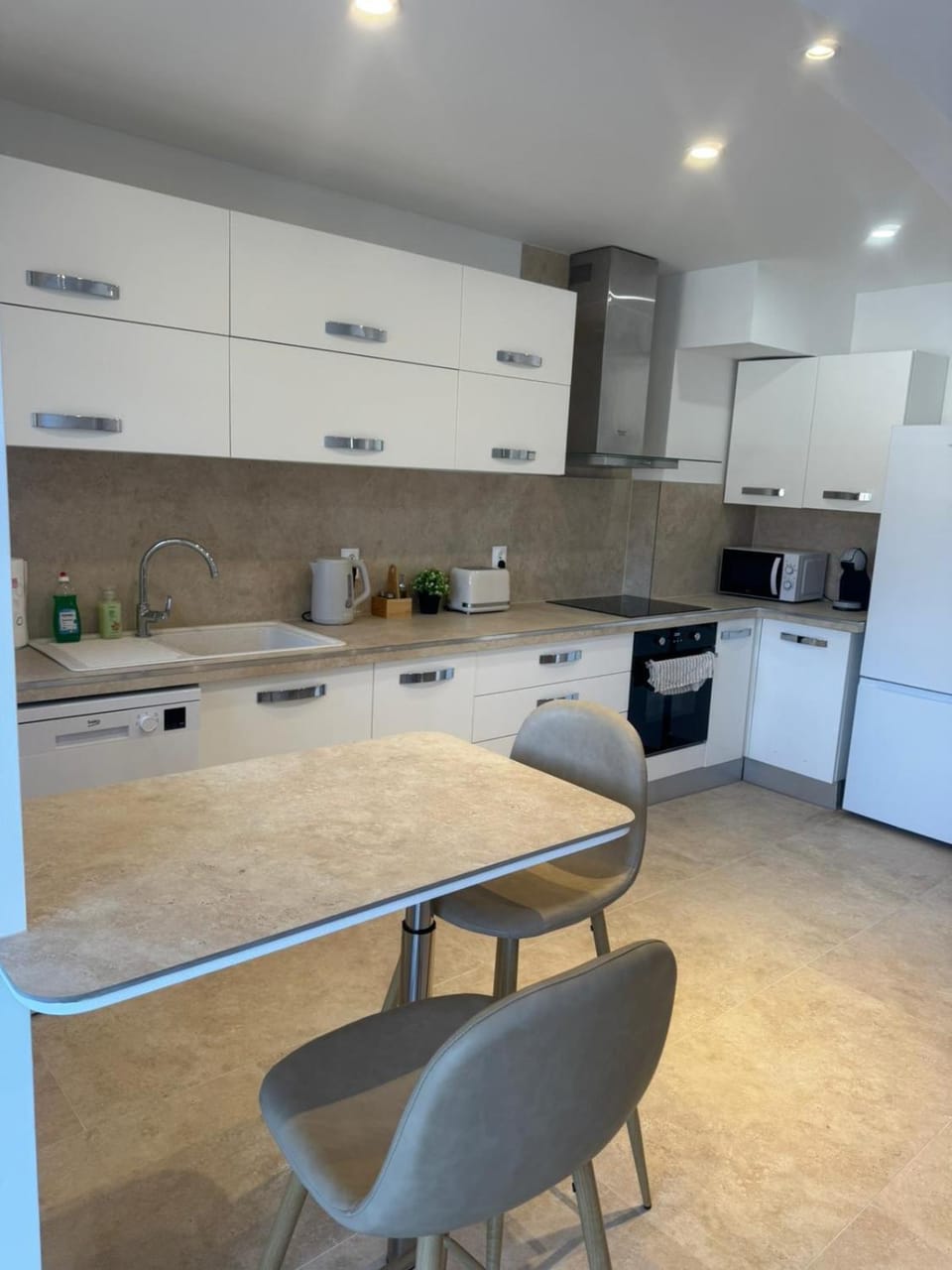 Charmant T2 rénové avec grande terrasse Apartment in Mougins