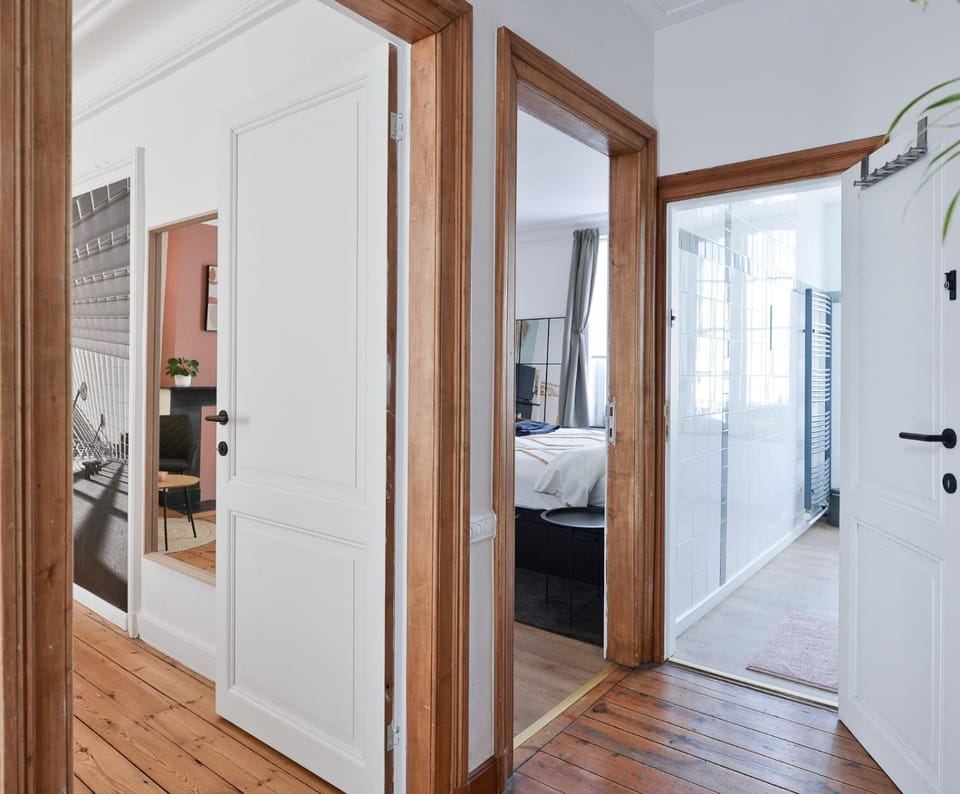 Bathroom, Photo of the whole room, Bedroom