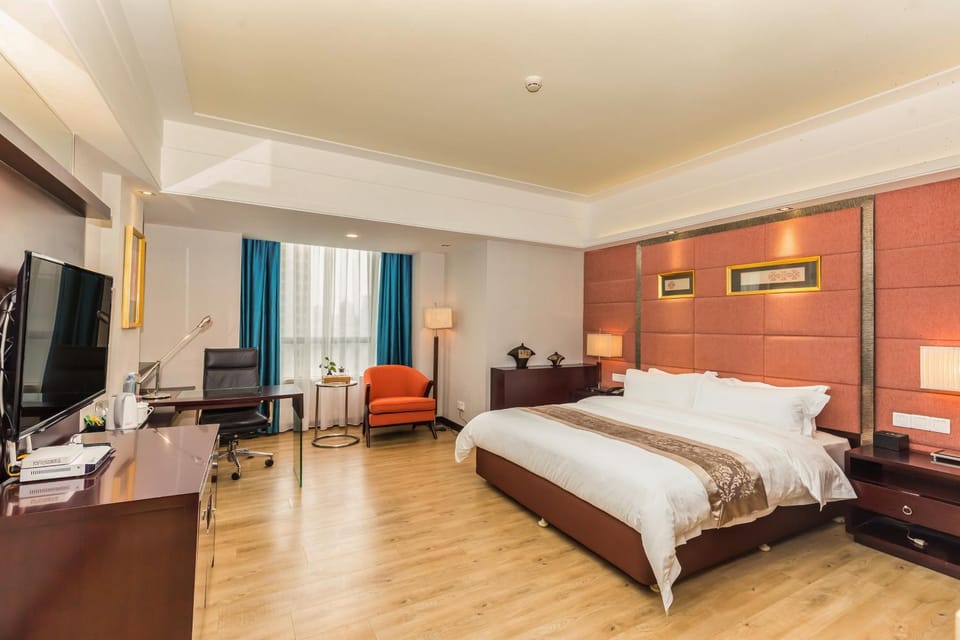 TV and multimedia, Coffee/tea facilities, Street view, bunk bed