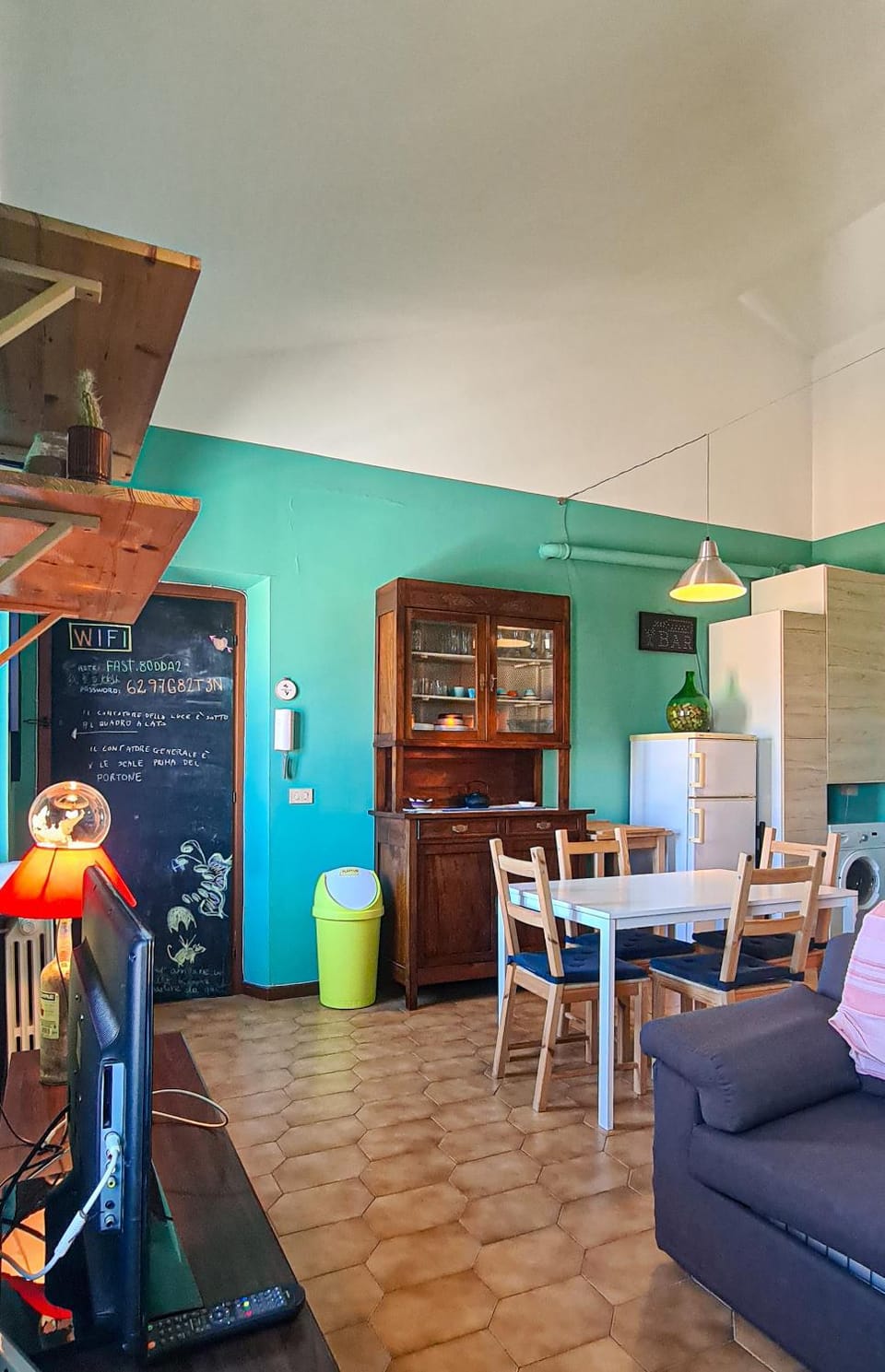 Living room, Dining area
