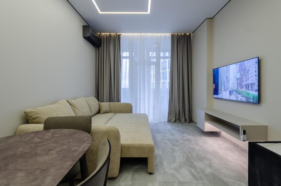 TV and multimedia, Living room, Seating area, air conditioner