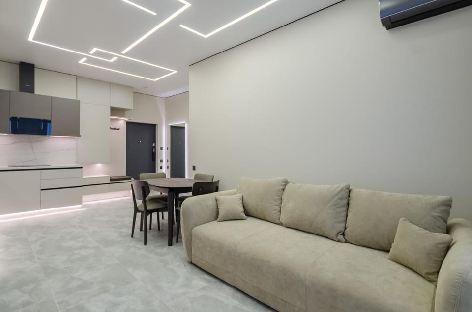 Living room, Dining area