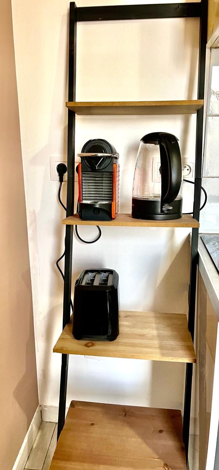 Petit Deux Pièces-Place de parking Apartment in Sartrouville