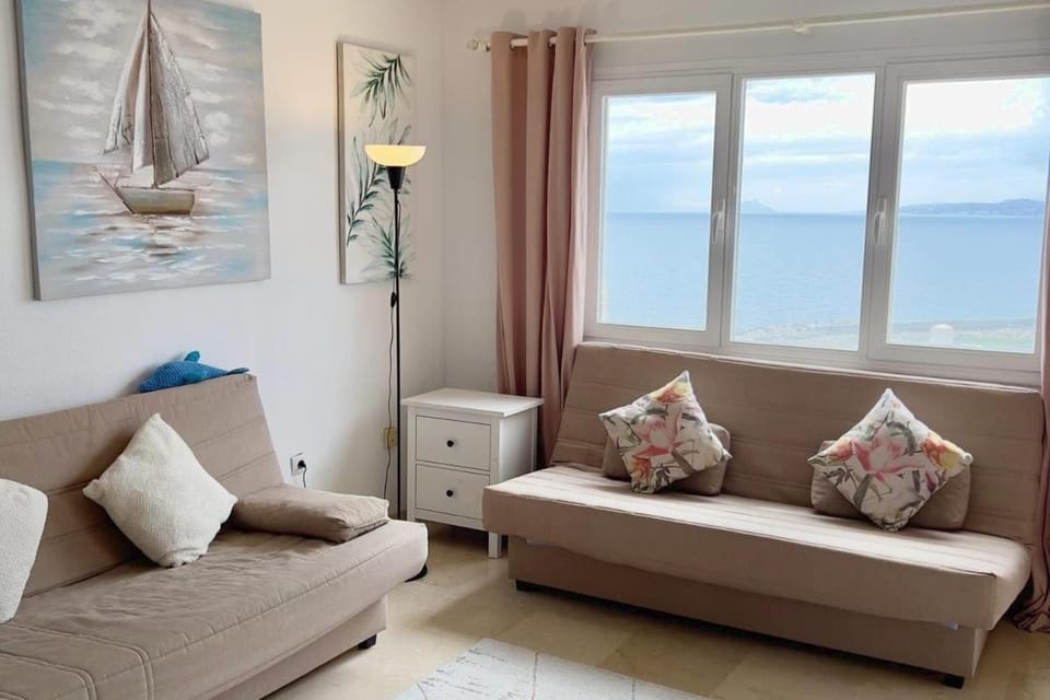 Cozy Retreat in Estepona Port Apartment in Estepona