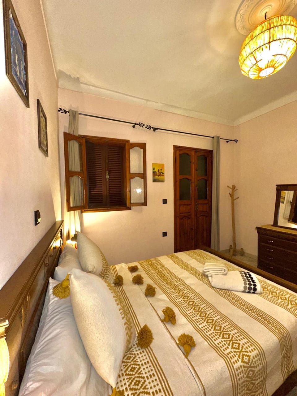 Bed, Bedroom, wardrobe