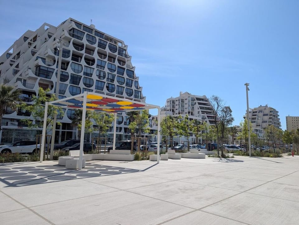 Centre ville, studio vue port, avec parking privé Apartment in La Grande-Motte