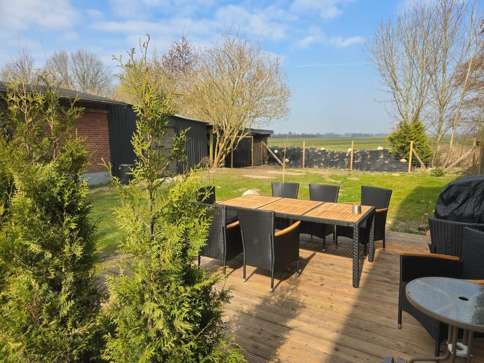 BBQ facilities, Garden
