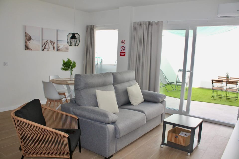 Communal lounge/ TV room, Seating area