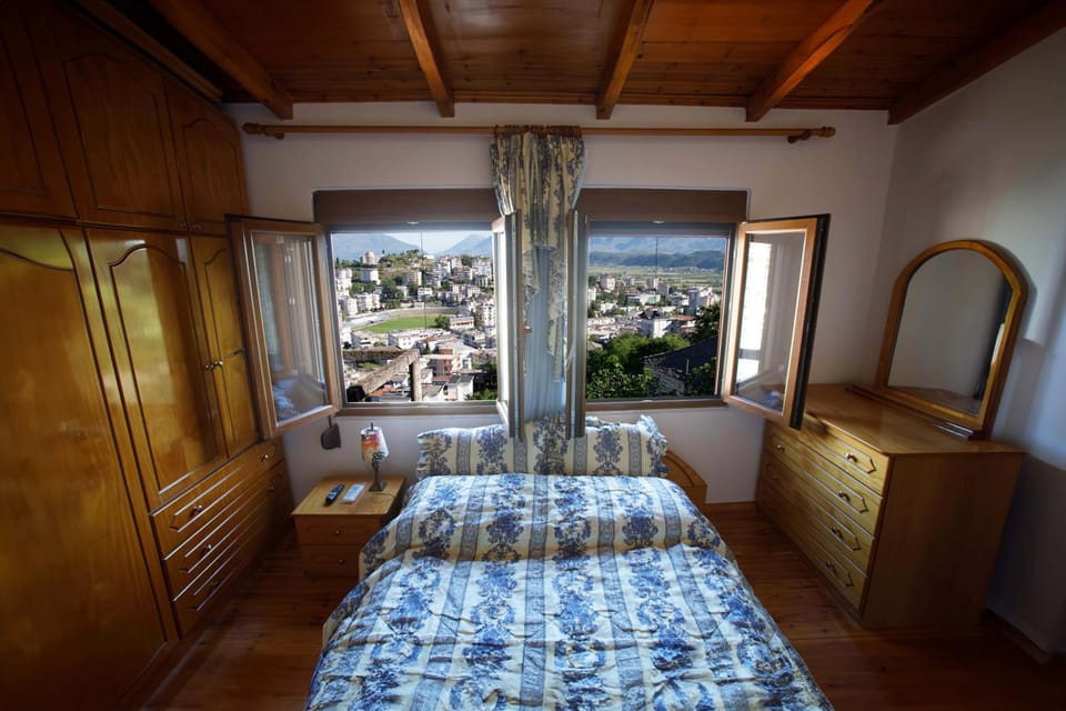 Bed, Photo of the whole room, Bedroom, wardrobe