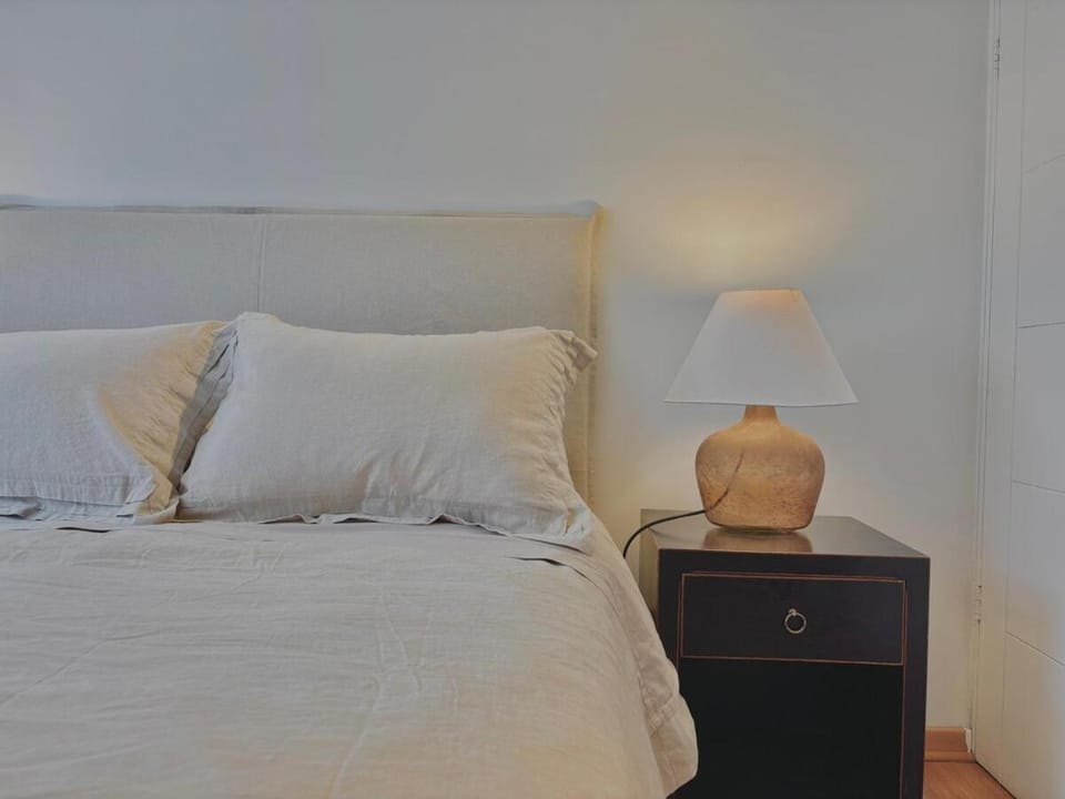 Style and Comfort in Las Condes Apartment in Providencia