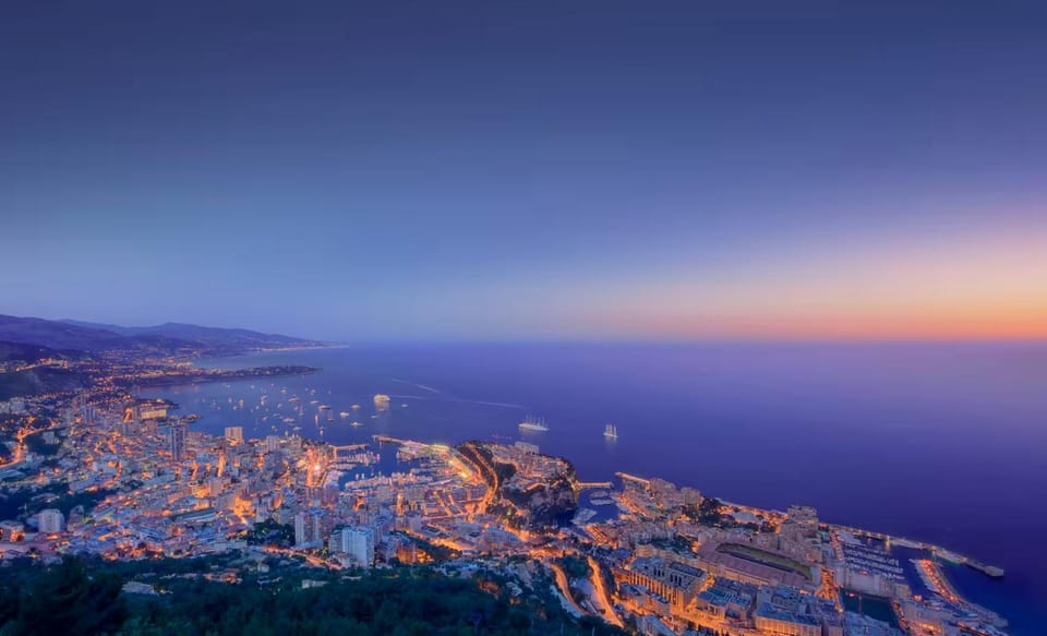 Stunning 1 Bedroom Apartment 5 minutes to Monaco racetrack - Perfect for Grand Prix Apartment hotel in Monaco