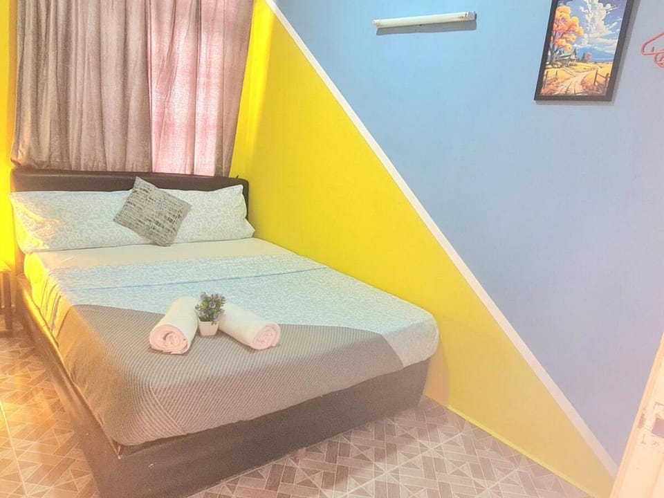 Sweet home2- 2 BR GlorybeachresortWiFiNetflixFreeparking Apartment in Port Dickson