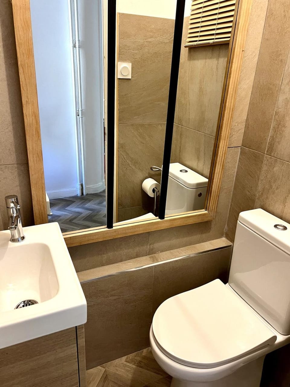 Lumineux appartement dans le quartier des Fleurs Apartment in Nice