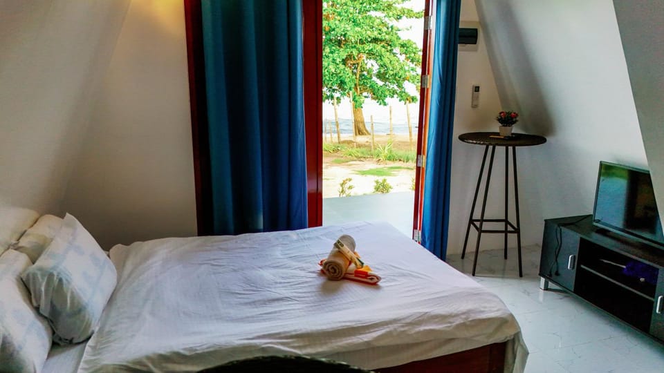 Filmegs Seaside Apartment in Siargao Island