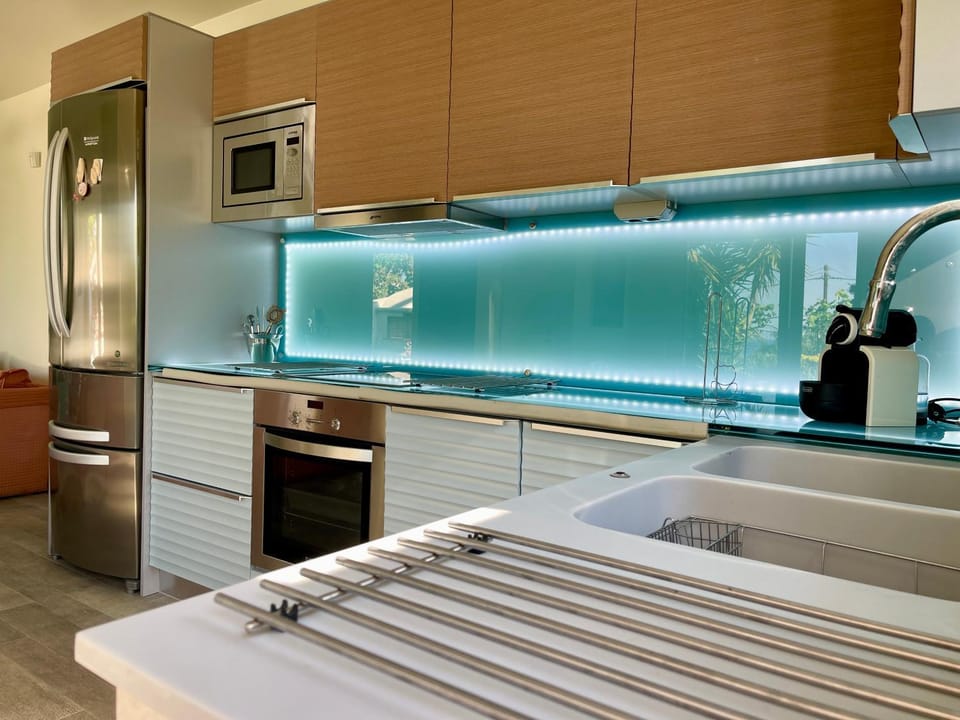 Jolie apartment-Panorama view Bed and Breakfast in East Attica Regional Unit, Greece