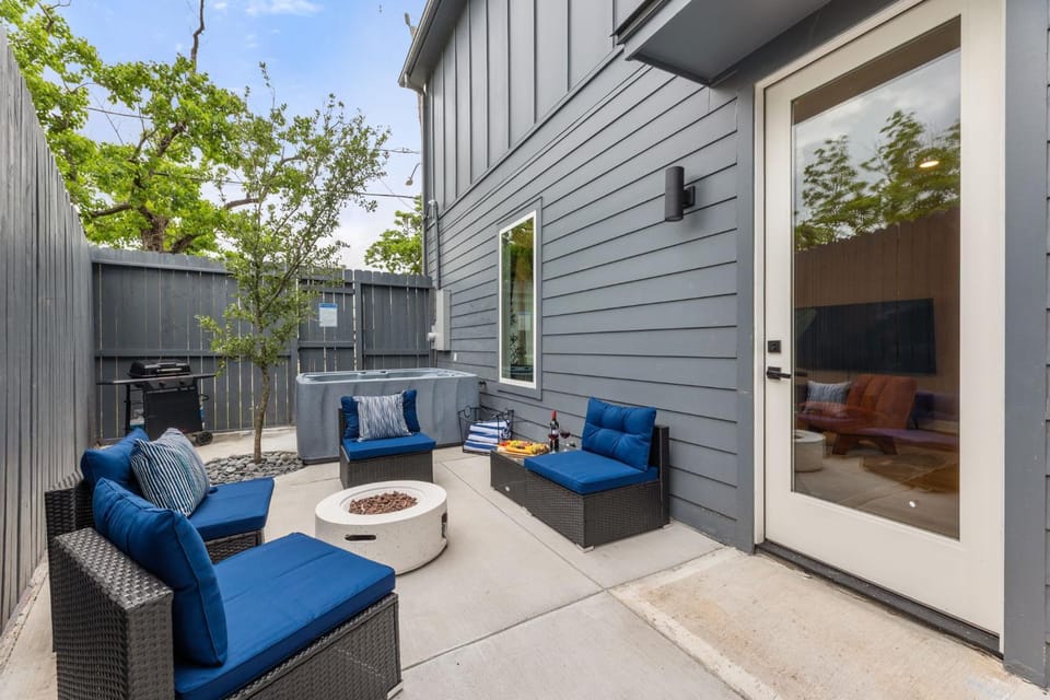 Brand New 3BR 2 5BA Home with Hot Tub House in Houston