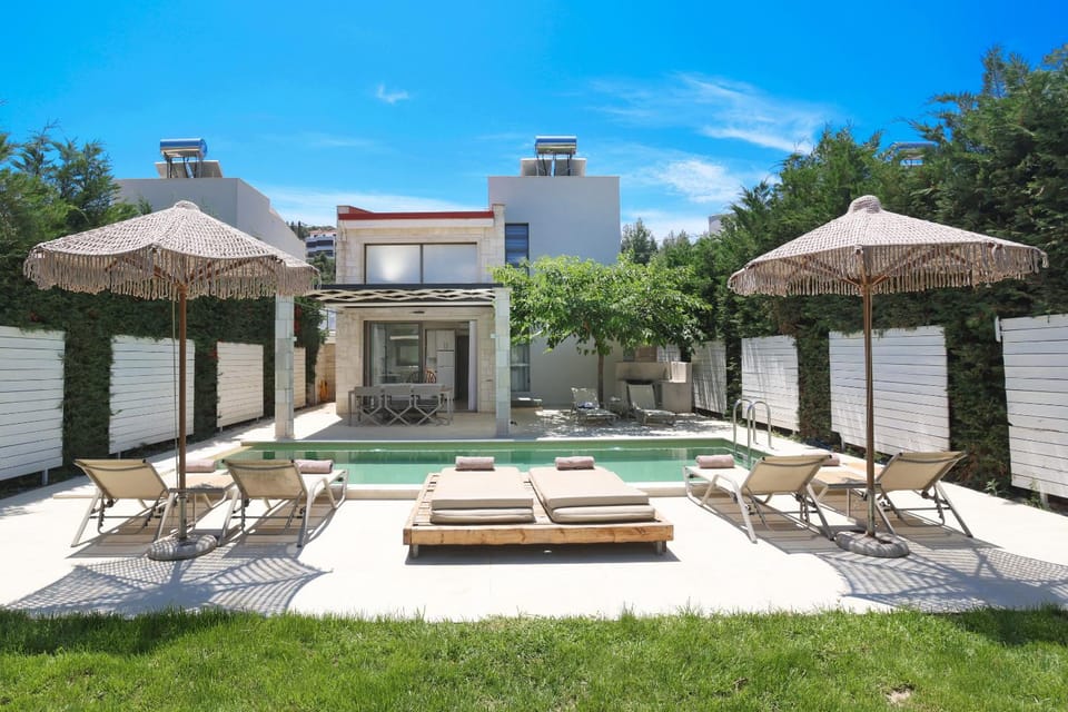 Garden view, Swimming pool