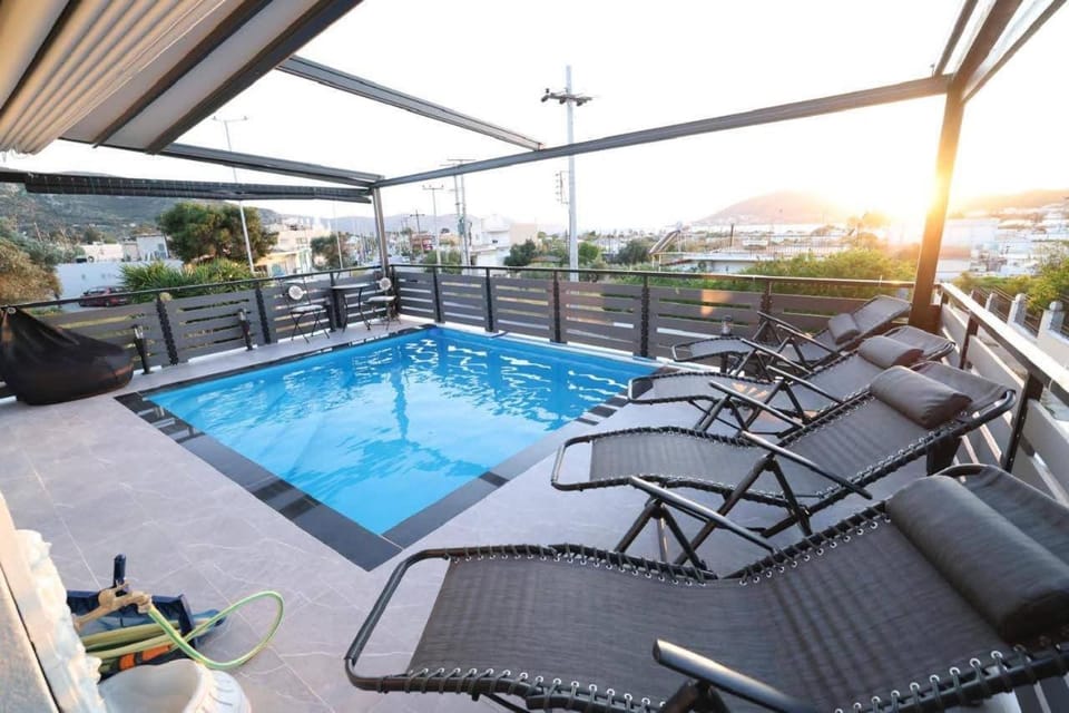 Pool view, Swimming pool