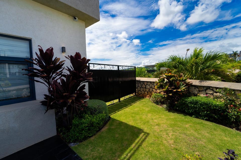 Pyramid Dreamstay 67 House in Ocho Rios