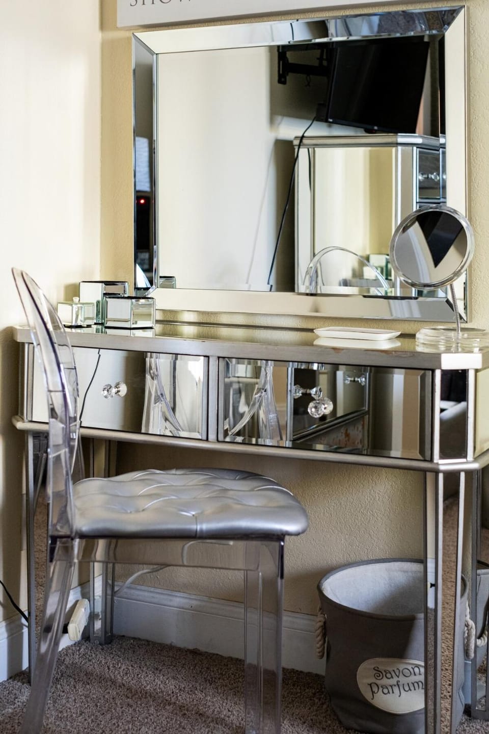 Memorable Moment at Placid Blue with Pool & Hot Tub House in Sacramento