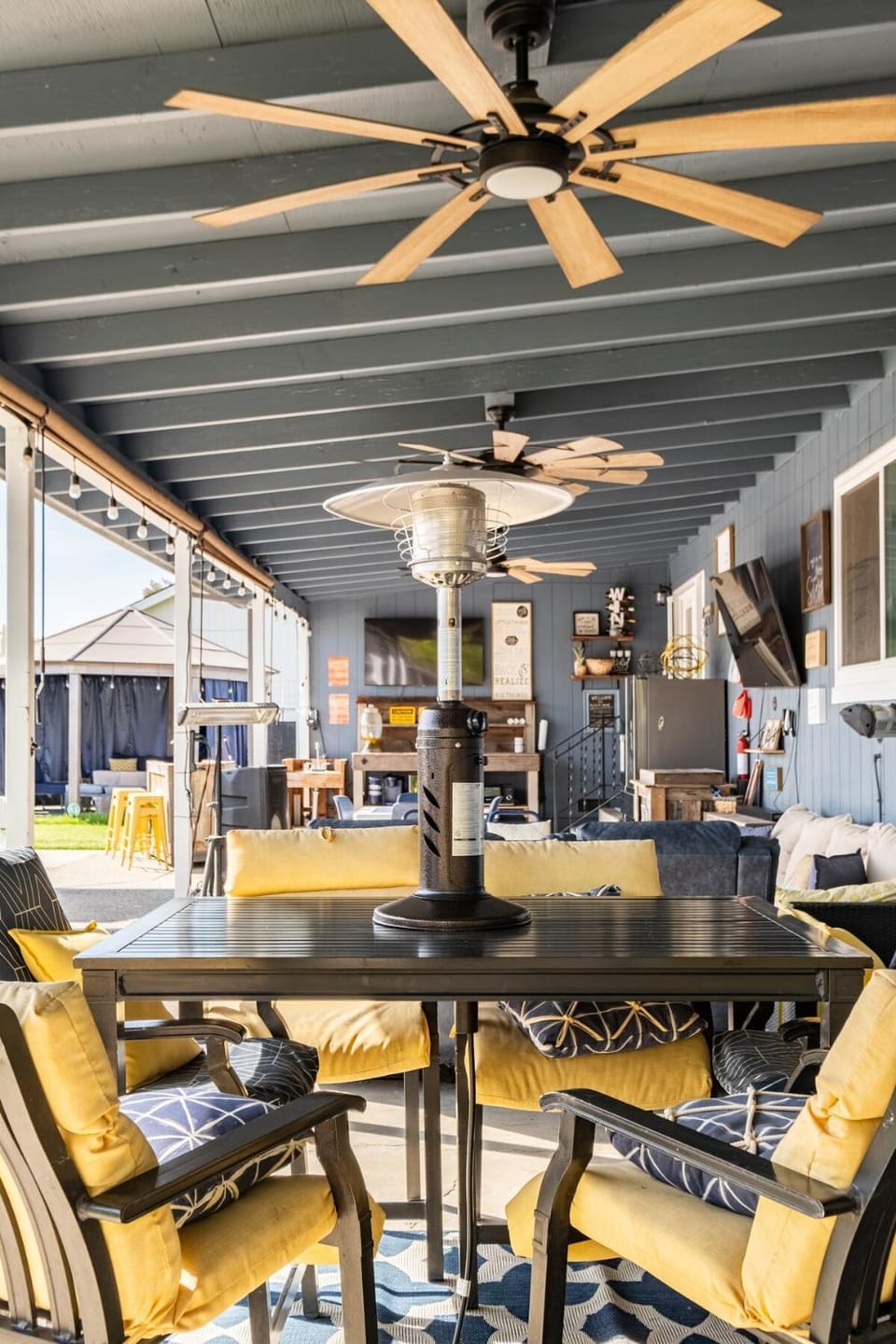 Memorable Moment at Placid Blue with Pool & Hot Tub House in Sacramento