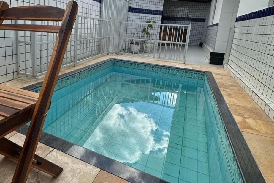 Casa com piscina e área gourmet para o São João House in Campina Grande