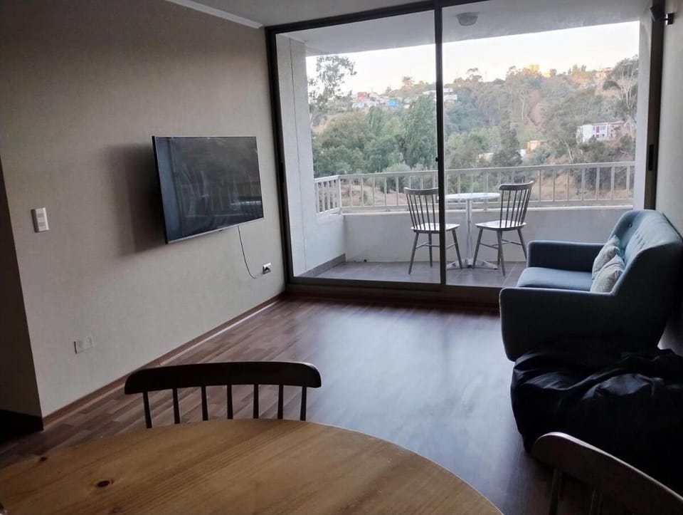 Communal lounge/ TV room, Living room, Dining area