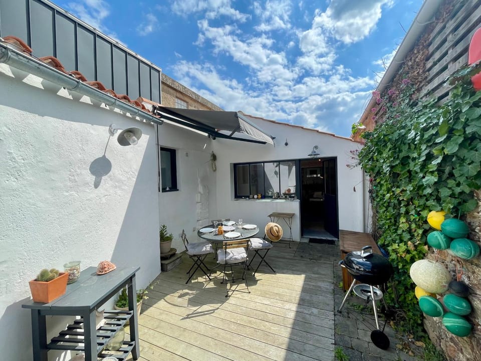 Maison rénovée, loft artiste, Brem Sur Mer, 3 pers, WIFI - FR-1-231-336 House in Pays de la Loire