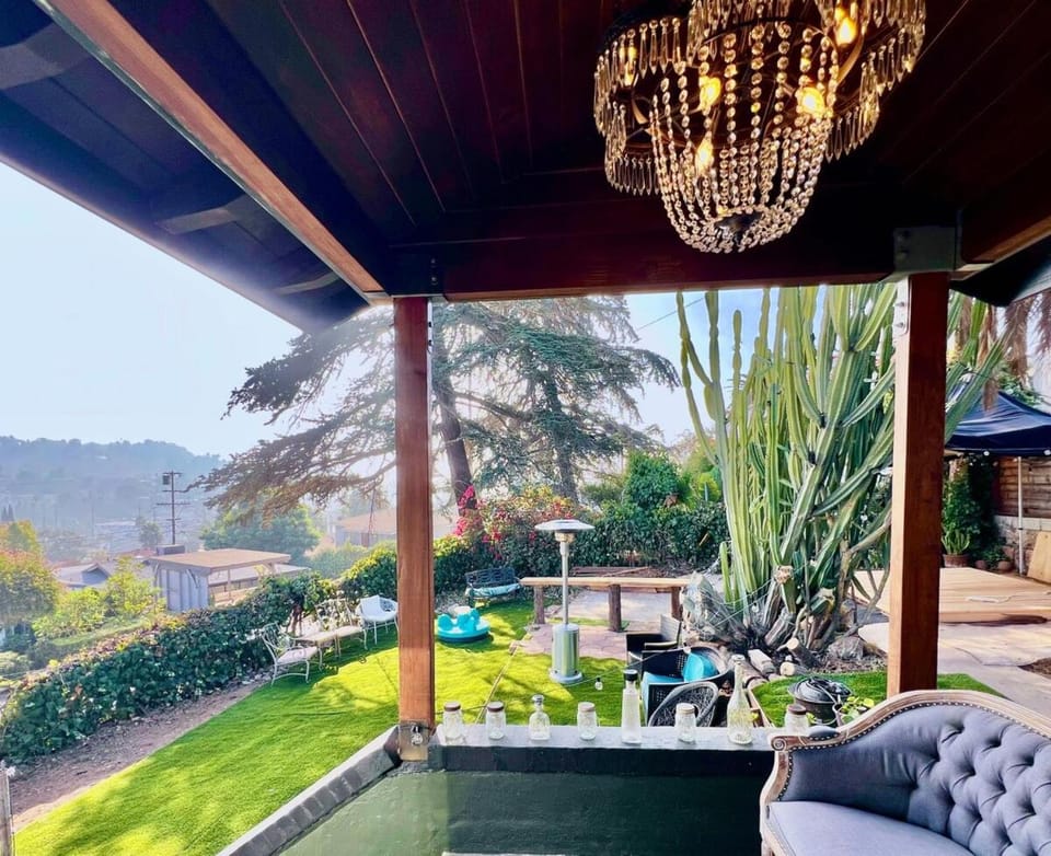 The Perch- Hilltop Bungalow, Eagle Rock-near DTLA House in Eagle Rock