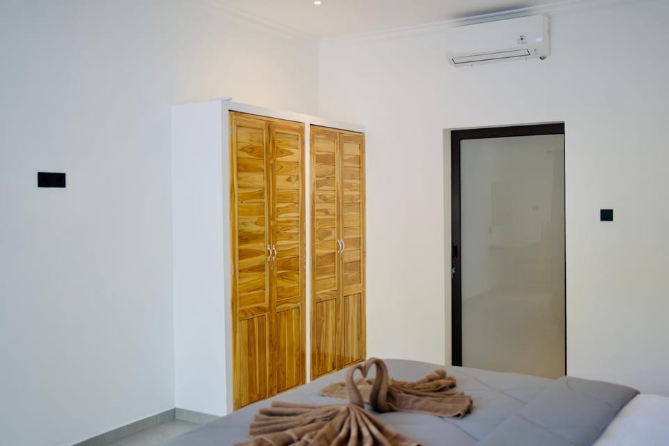 Bedroom, air conditioner