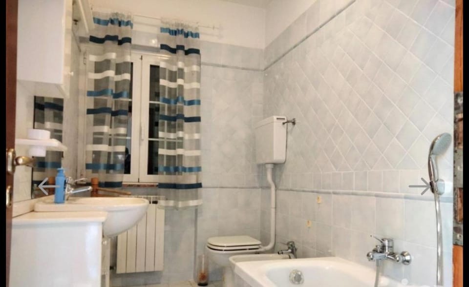 Red Squirrels Apartment in Liguria