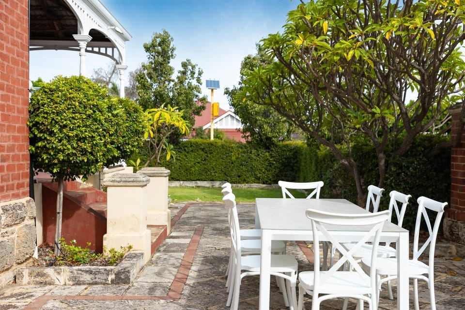 View House Swan BnB Management House in Perth