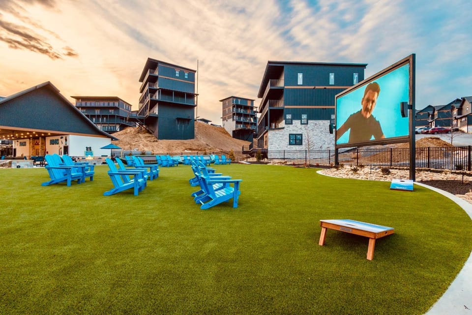 Communal lounge/ TV room, Aqua park
