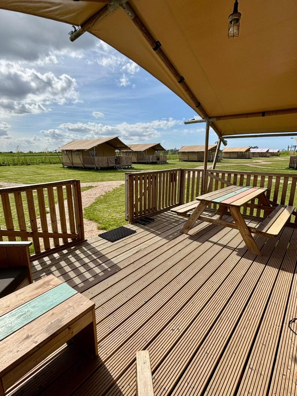 Glamping De Zuidvliet Nr 8 Luxury tent in Wolphaartsdijk