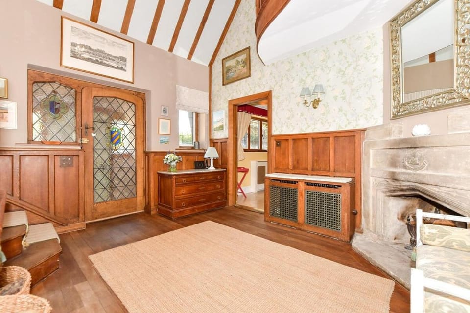 Beautiful Lutyens Beach House House in Broadstairs