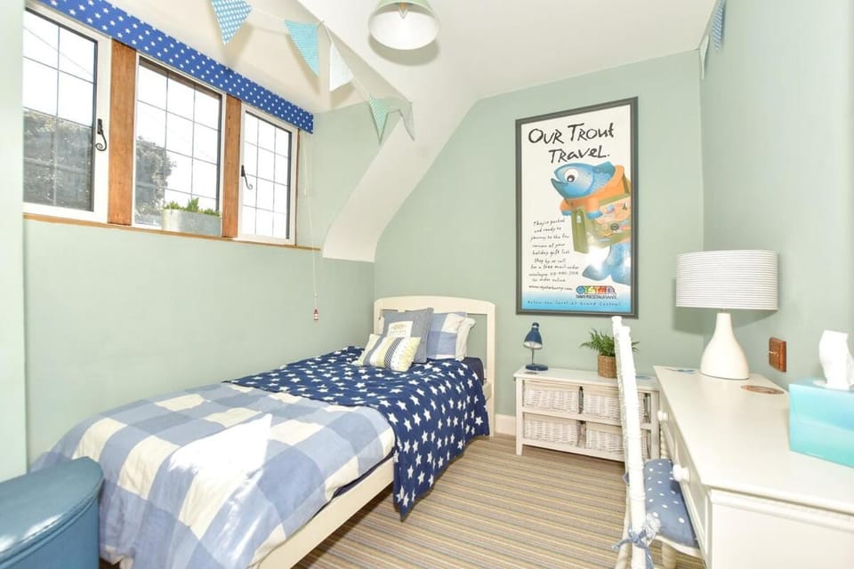 Beautiful Lutyens Beach House House in Broadstairs