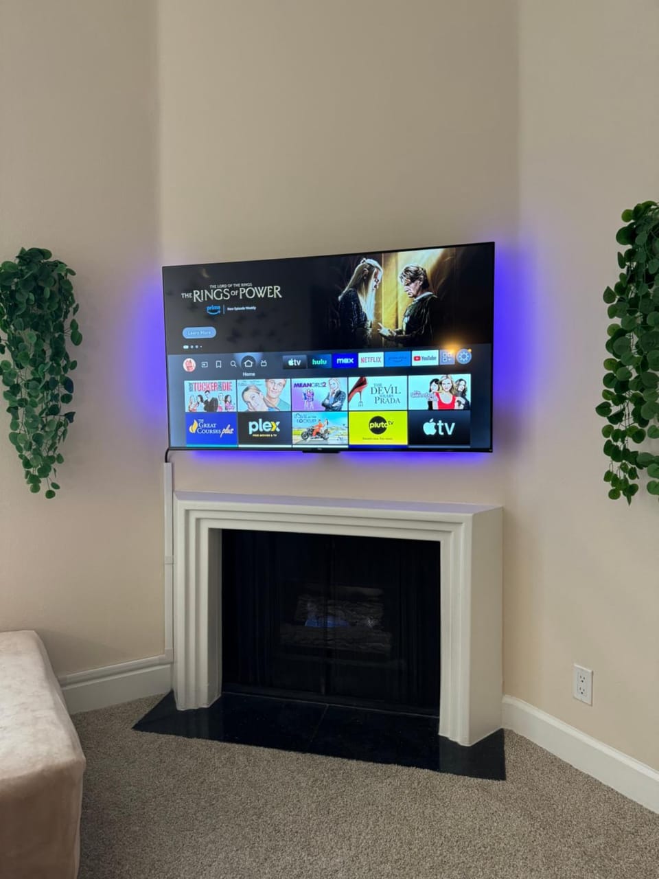 Communal lounge/ TV room, TV and multimedia, Evening entertainment