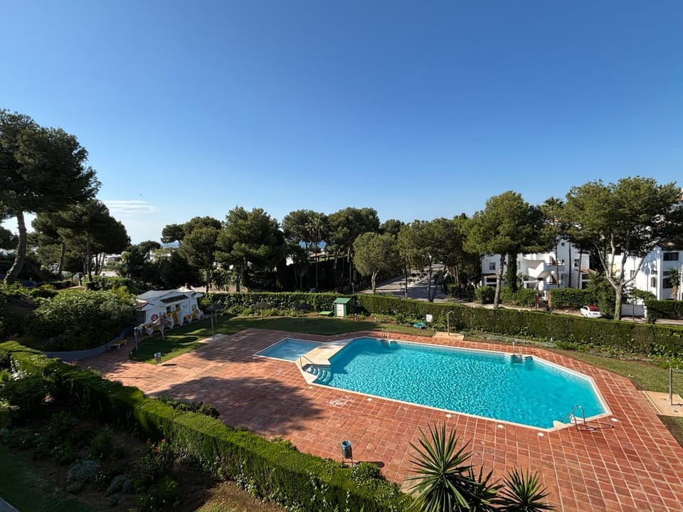 Garden view, Pool view, Swimming pool
