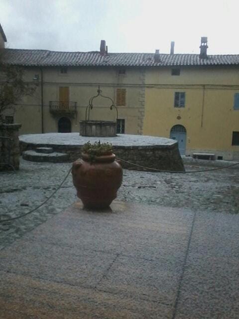 Cisterna Nel Borgo Bed and Breakfast in Tuscany