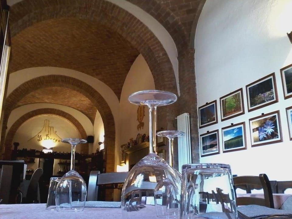 Cisterna Nel Borgo Bed and Breakfast in Tuscany