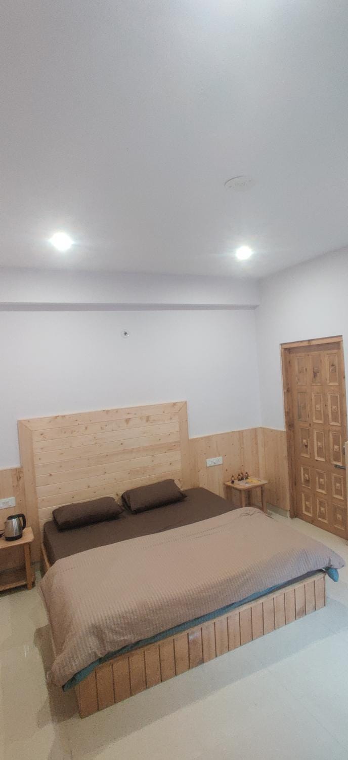 Sharaji Hostel in Himachal Pradesh