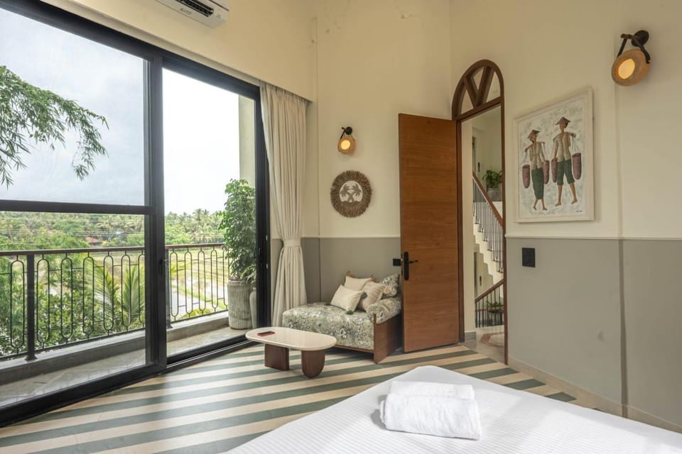Property building, Photo of the whole room, Bedroom