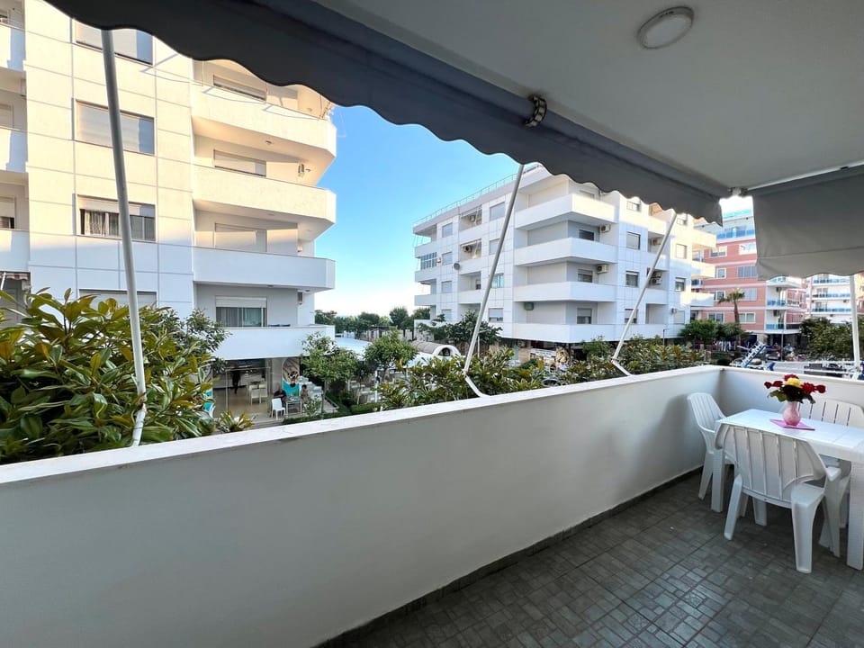 Sea View Apartment in Velipoja,Kompleksi Fishta Apartment in Montenegro