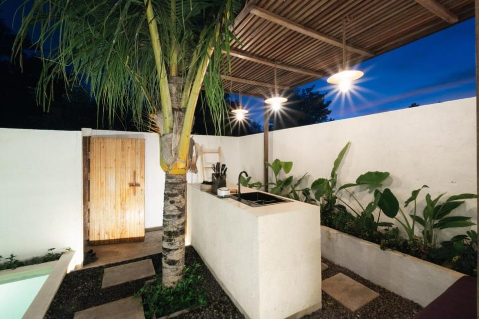 Canna Uluwatu - Trendy 1BR Uluwatu Studio with Private Pool House in Bali